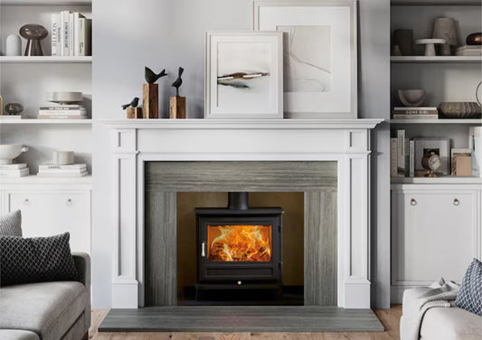 Traditional 12WS wood-burning stove by Hestia Concepts